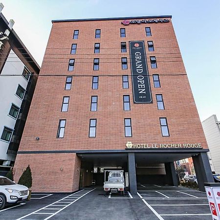 Lerocherrouge Hotel Чхунчхон Екстер'єр фото