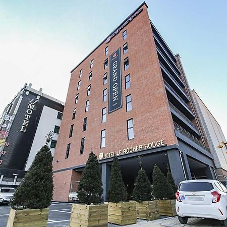 Lerocherrouge Hotel Чхунчхон Екстер'єр фото