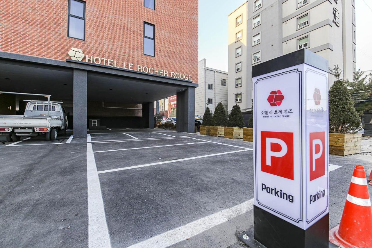 Lerocherrouge Hotel Чхунчхон Екстер'єр фото